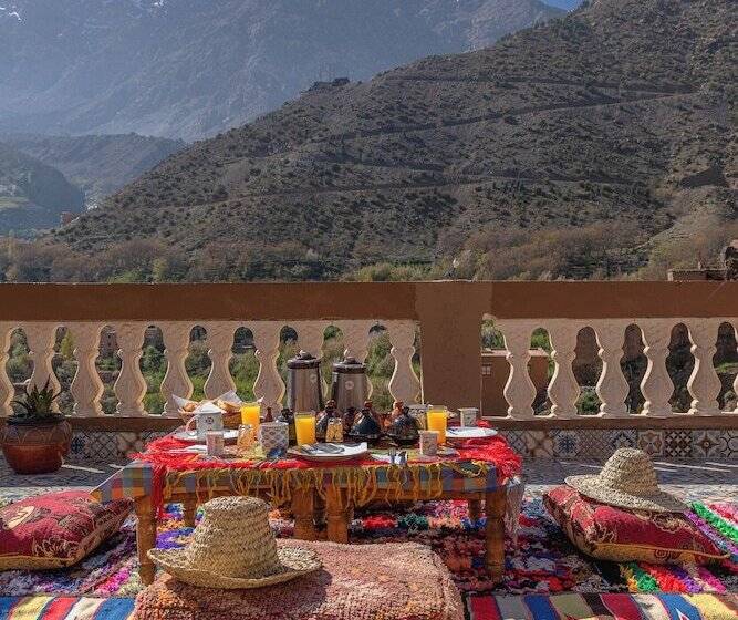 Bed and Breakfast Amazigh Family Riad