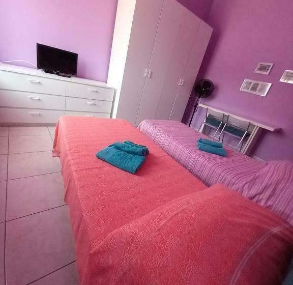 پانسیون Affittacamere Appartamento Colorato