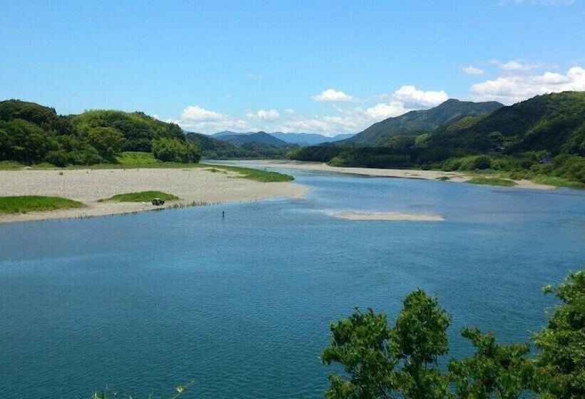 酒店 Tosawashi Kougeimura Qraud