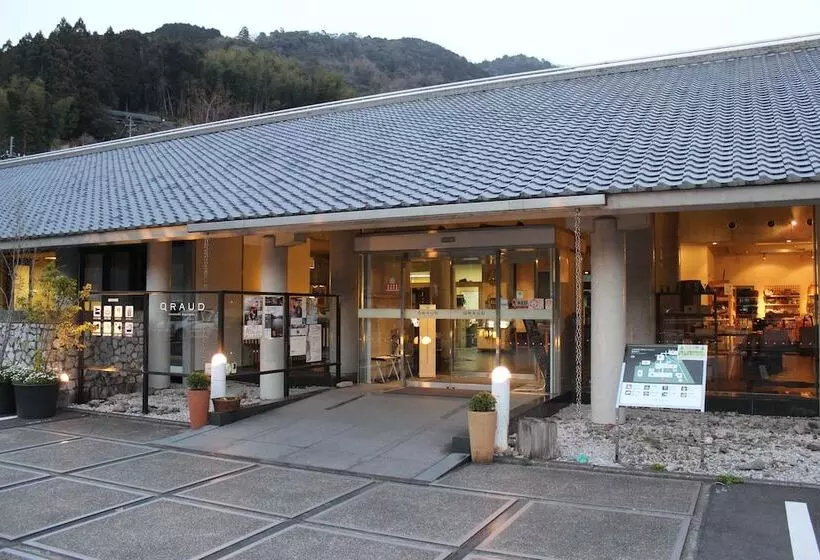 ホテル Tosawashi Kougeimura Qraud