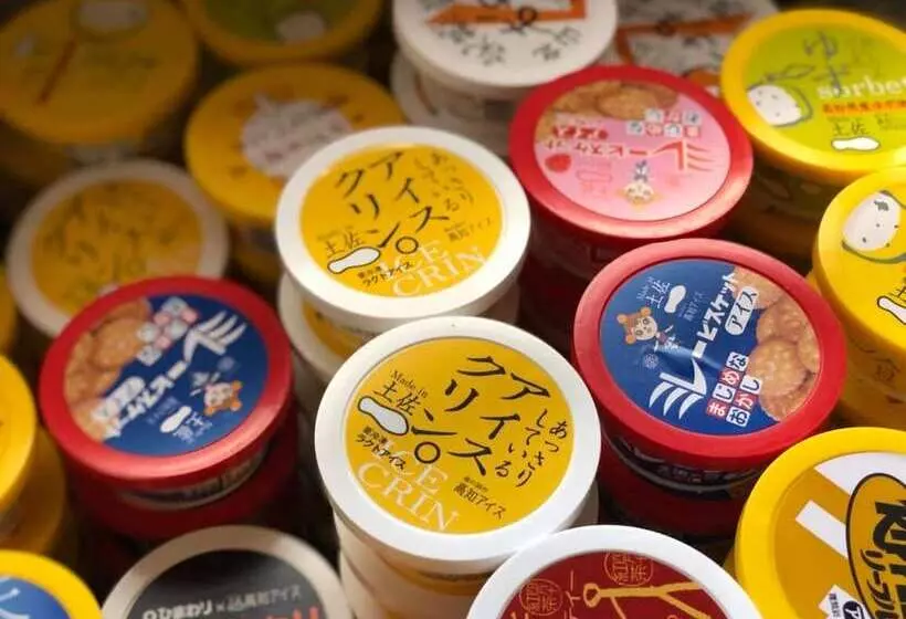 ホテル Tosawashi Kougeimura Qraud