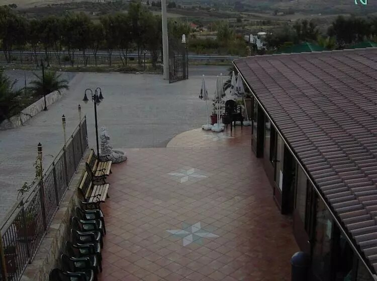 Agriturismo La Targa