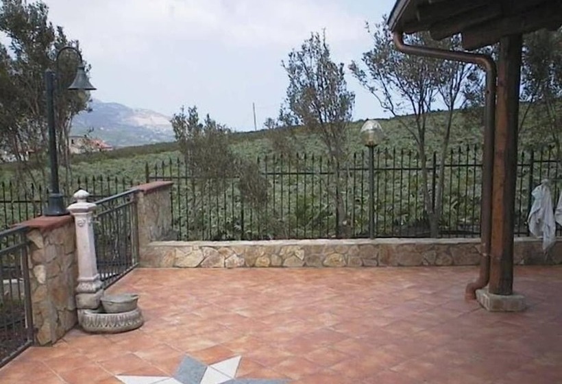 Agriturismo La Targa