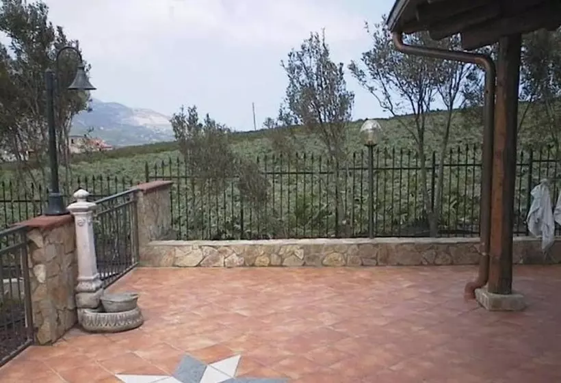 Agriturismo La Targa