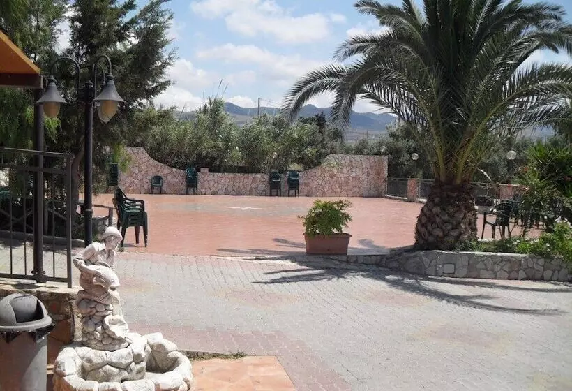 Agriturismo La Targa