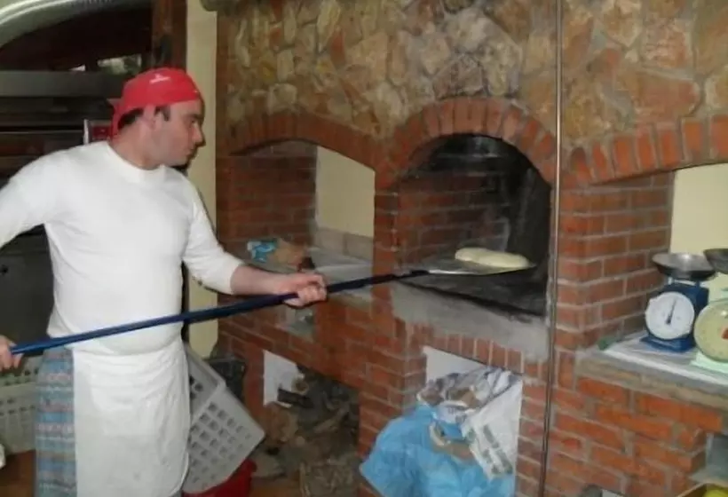 Agriturismo La Targa