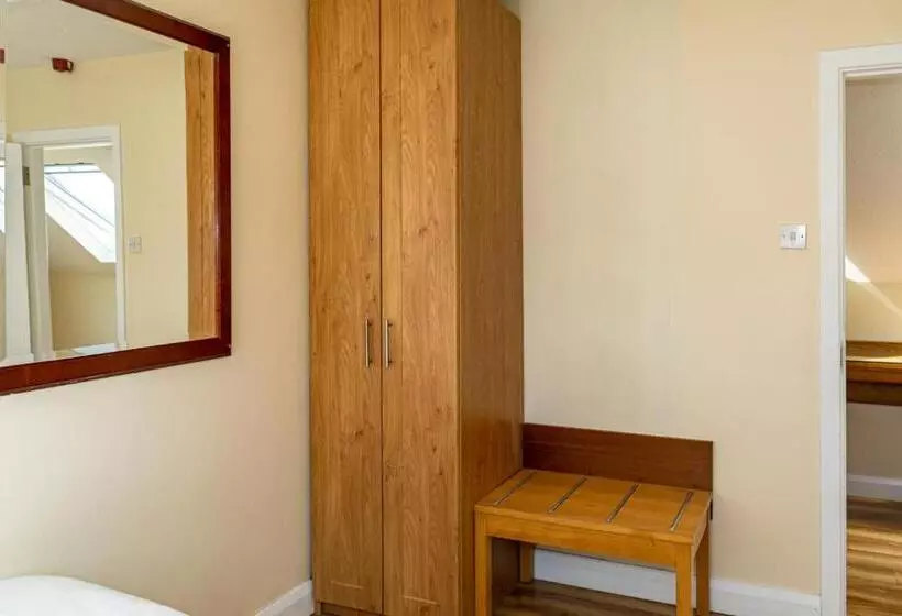 住宿加早餐  Aisling Guest House