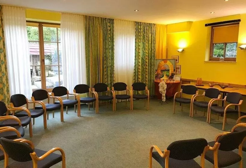 مبيت وإفطار Gästehaus Schmid