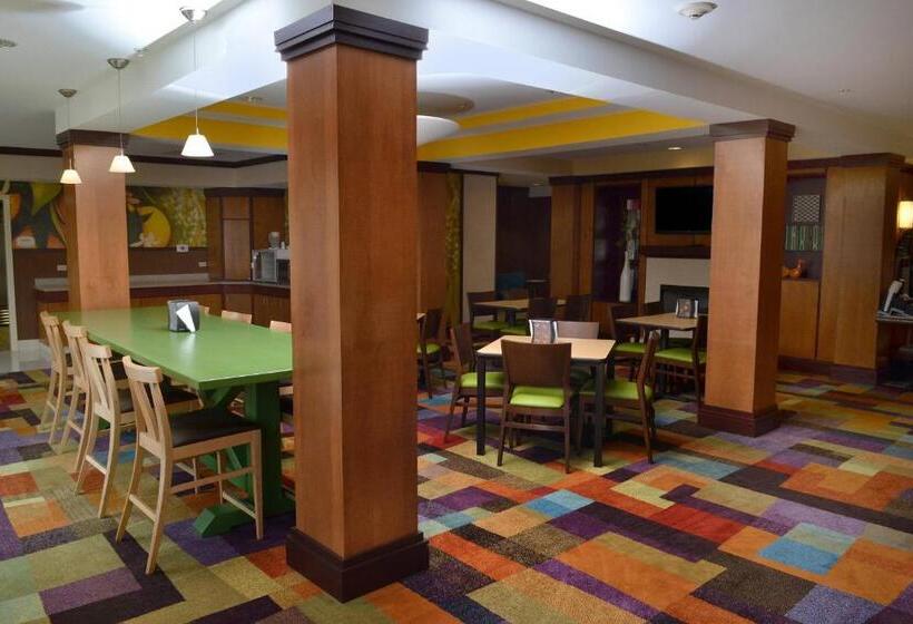 Fairfield Inn & Suites Effingham