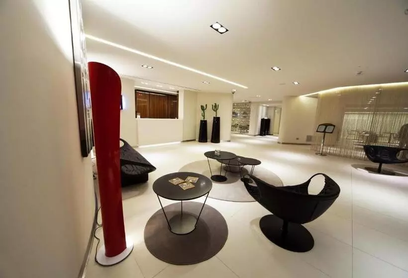 فندق Albergo Dei Laghi