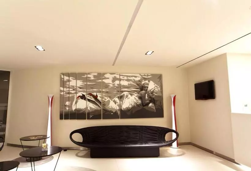 فندق Albergo Dei Laghi