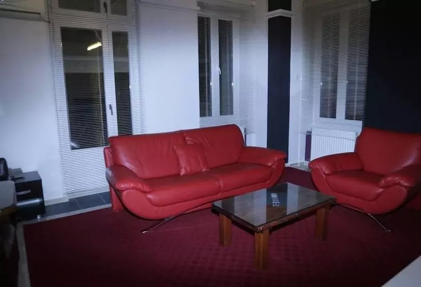 هتل Ambasador Bitola