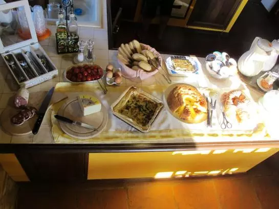 ホテル B B Le Querciole