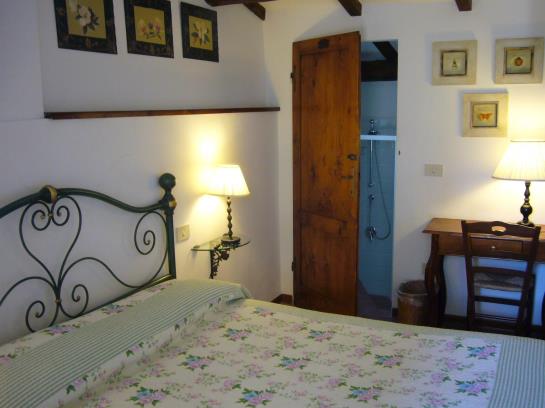 בית מלון כפרי B B Le Querciole