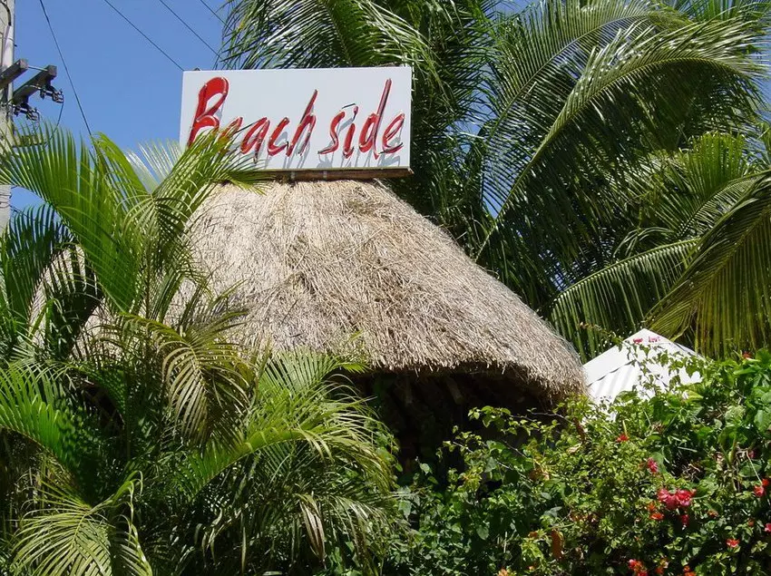 ホテル Beachside Resort