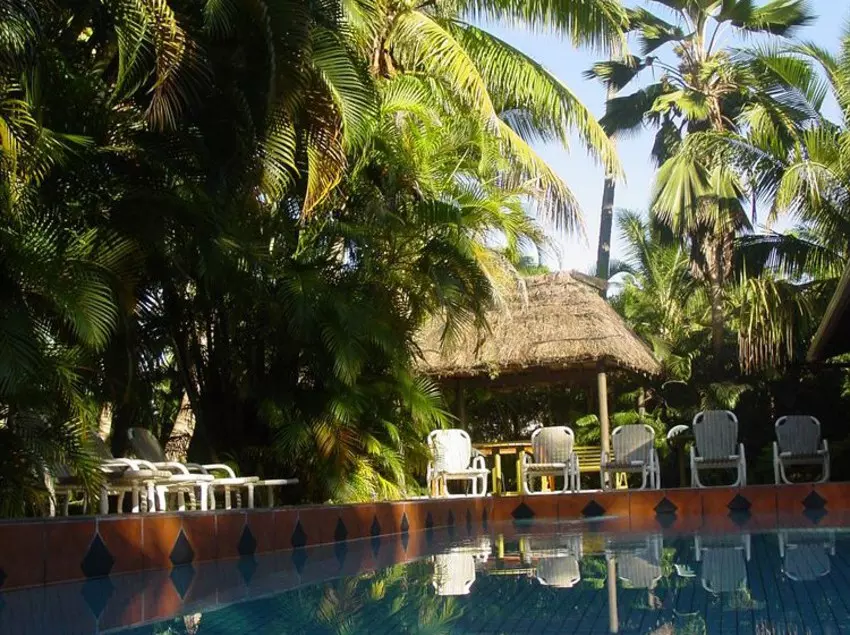 ホテル Beachside Resort