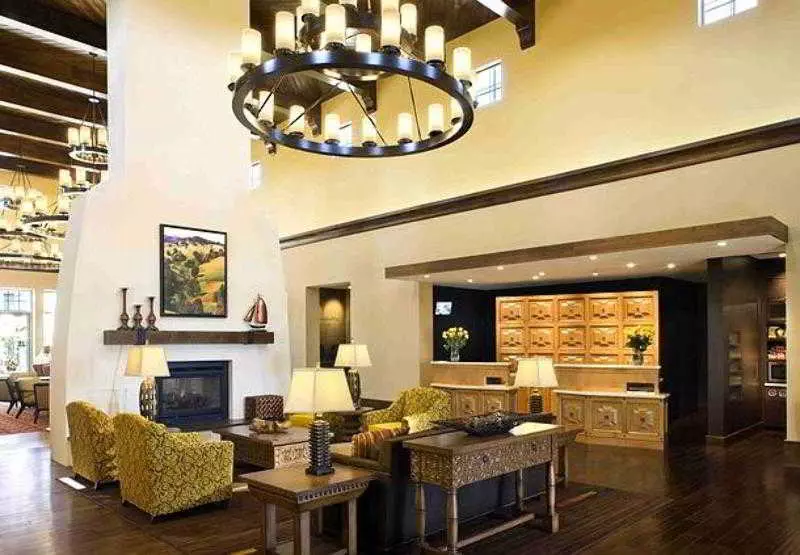 酒店 Courtyard By Marriott Santa Barbara Goleta