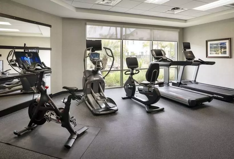 酒店 Courtyard By Marriott Santa Barbara Goleta