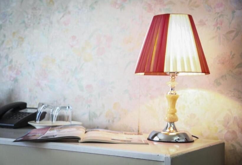 هتل Dnepropetrovsk