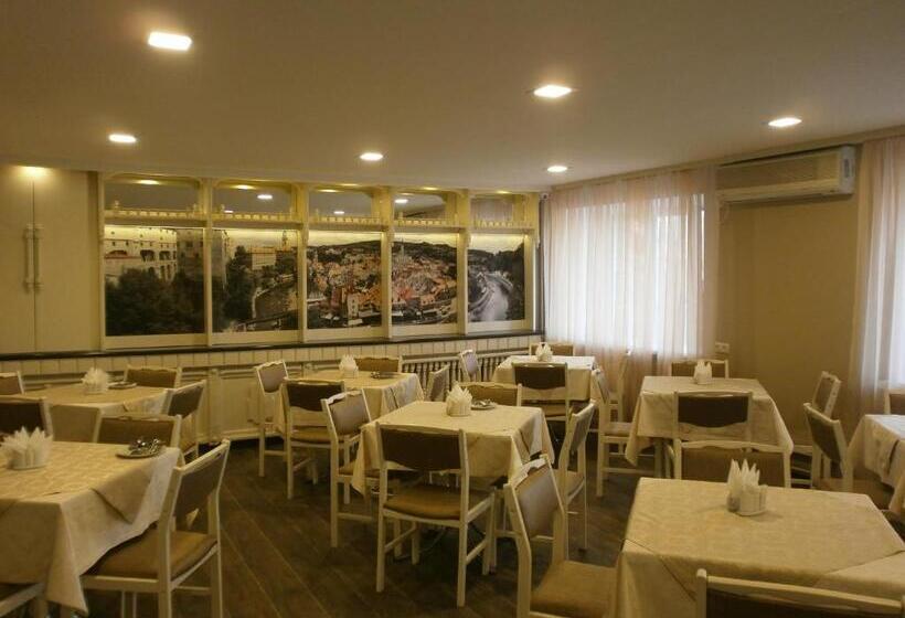 هتل Dnepropetrovsk