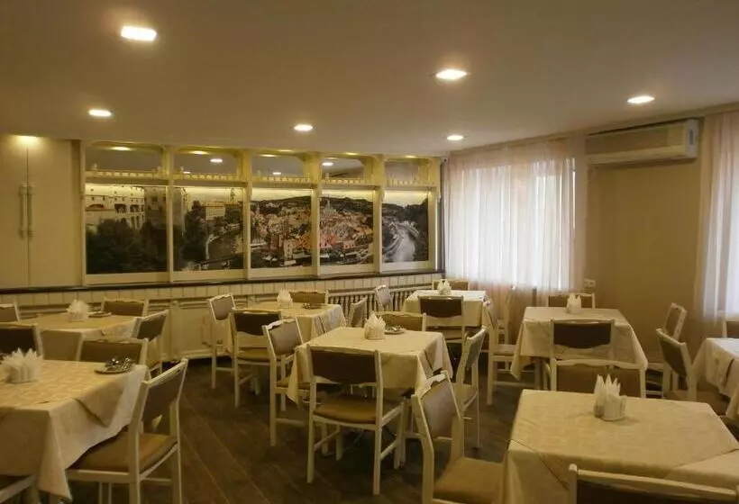 هتل Dnepropetrovsk