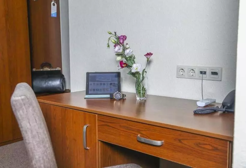 هتل Dnepropetrovsk