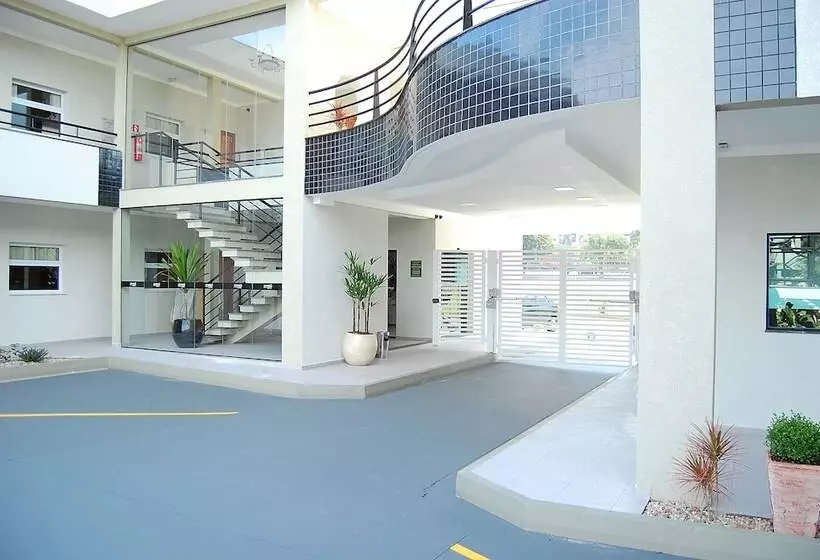 호텔 Limeira Suites