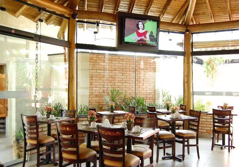 호텔 Limeira Suites