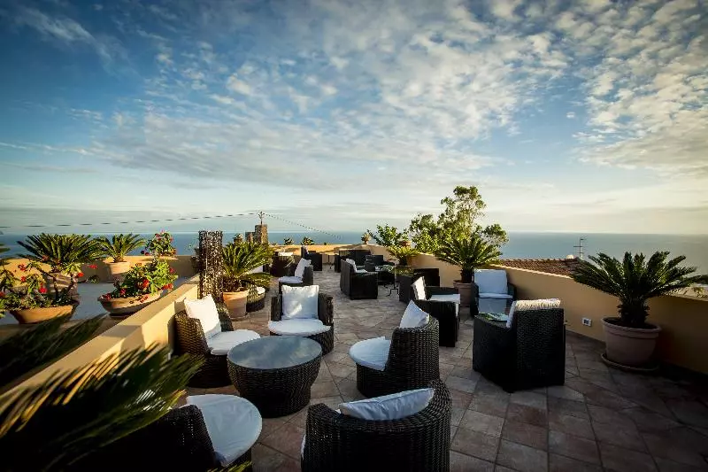 Отель Al Belvedere Salina