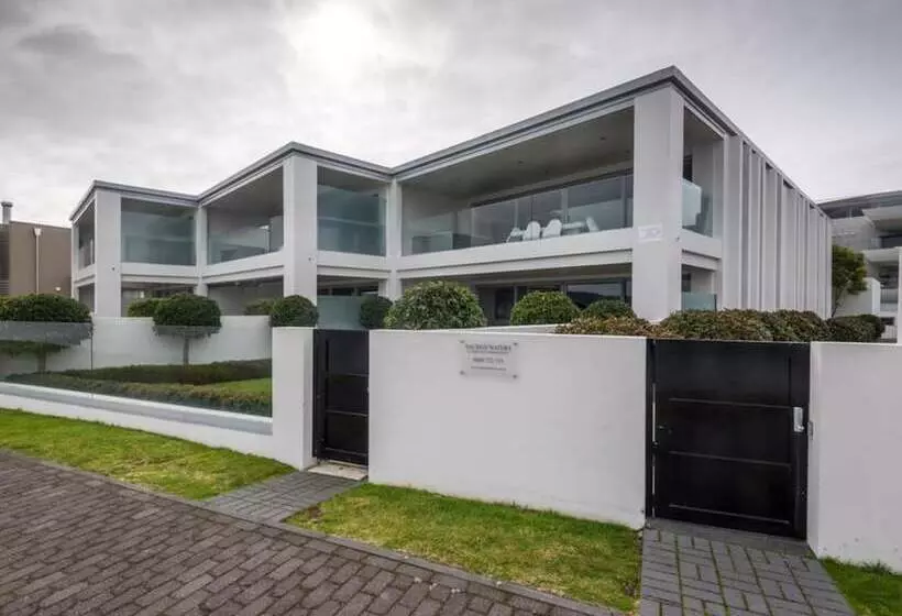 Hotel Sacred Waters Taupo