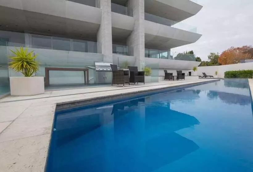 Hotel Sacred Waters Taupo