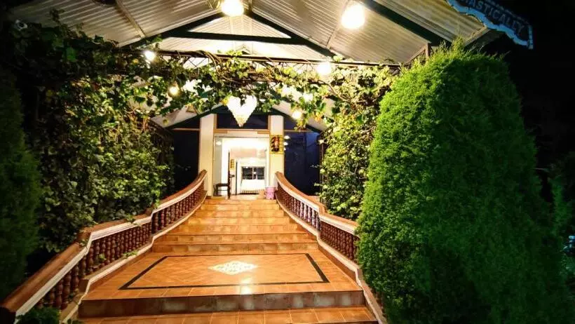 ホテル Sapphire Luxury Suite Ooty