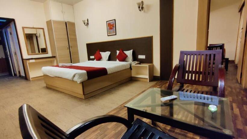 Отель Sapphire Luxury Suite Ooty