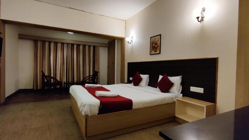 Отель Sapphire Luxury Suite Ooty