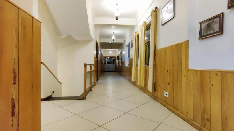 Отель Sapphire Luxury Suite Ooty