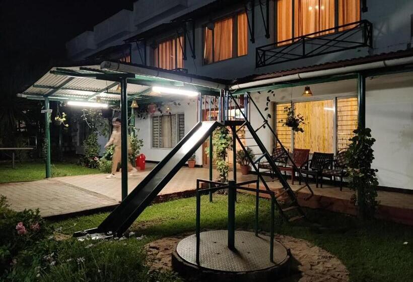 Отель Sapphire Luxury Suite Ooty