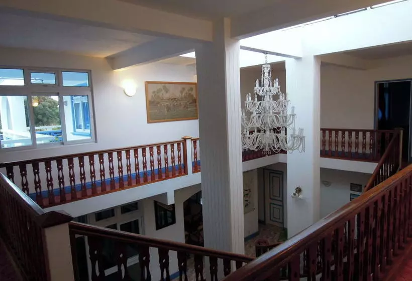 هتل Villa Azzurra