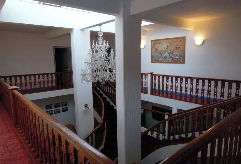 هتل Villa Azzurra