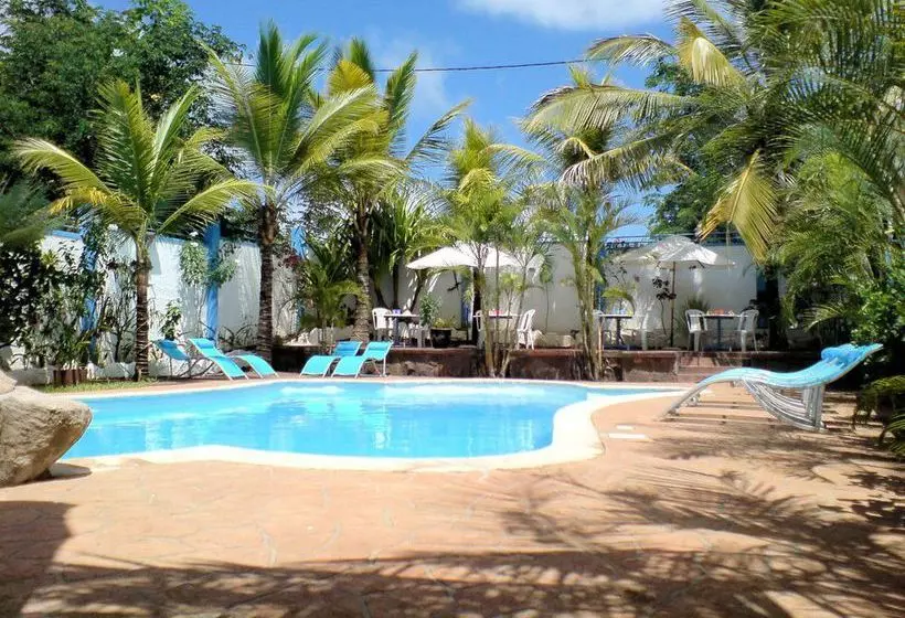 هتل Villa Azzurra