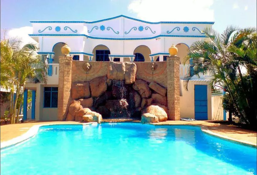 هتل Villa Azzurra