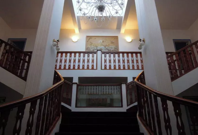 هتل Villa Azzurra