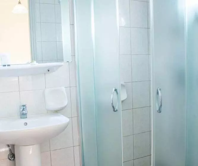 Lazaros Hotel Resort