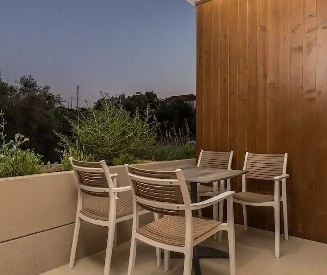 Lazaros Hotel Resort