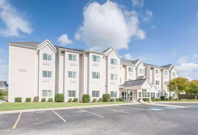 Microtel Inn By Wyndham Rogers