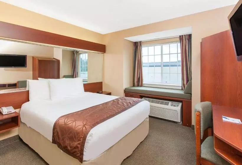 Microtel Inn By Wyndham Rogers