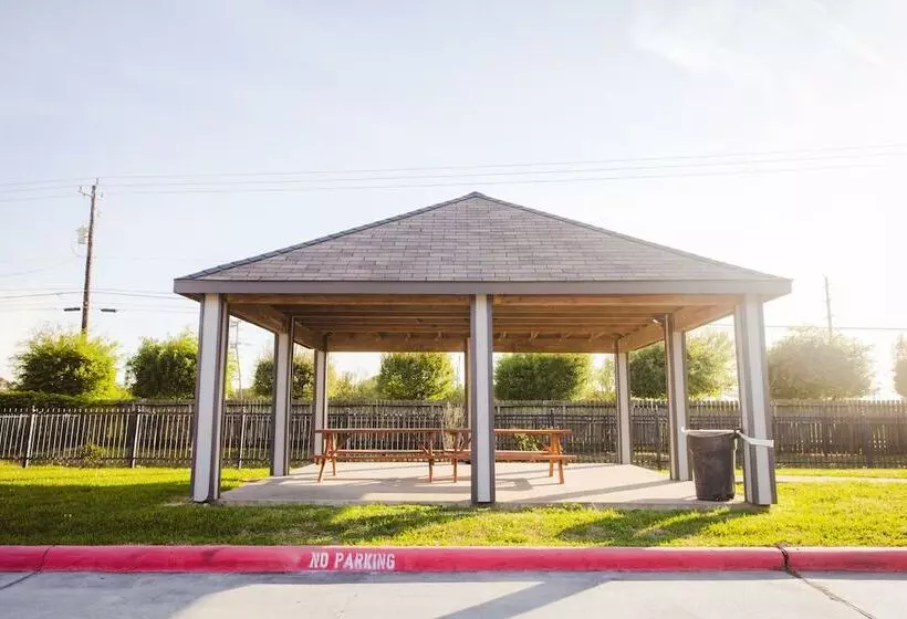 מוטל Palace Inn And Suites Baytown