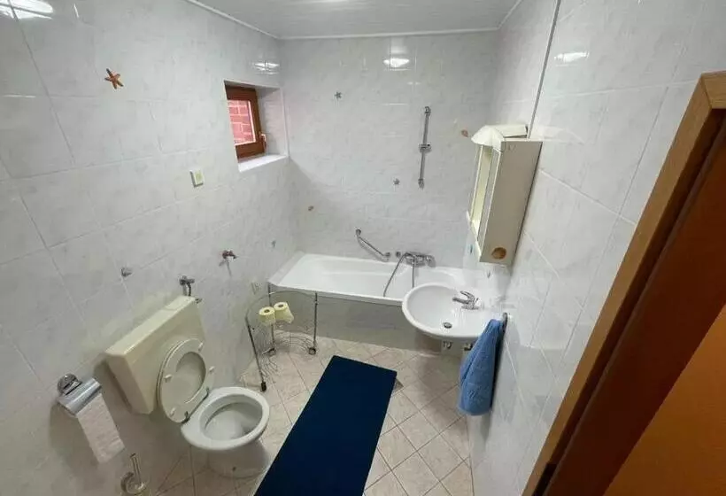 پانسیون Kegljišče Visole Apartmaji In Sobe