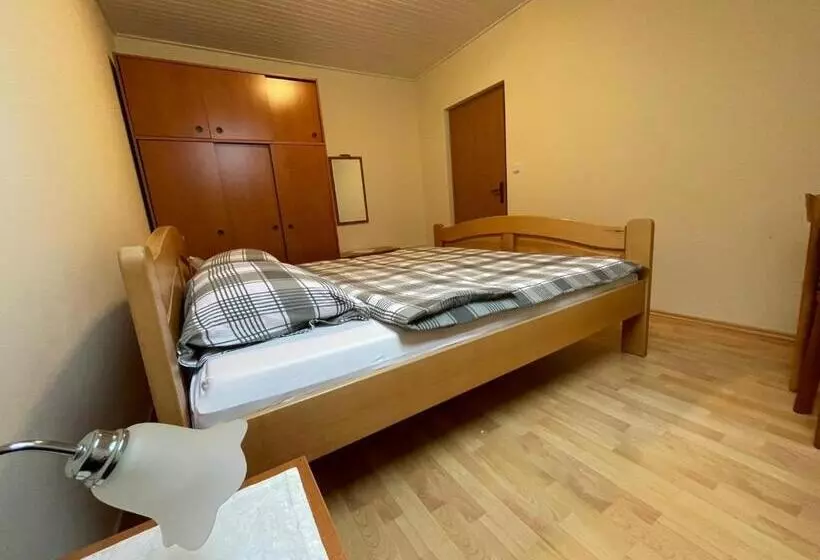 پانسیون Kegljišče Visole Apartmaji In Sobe