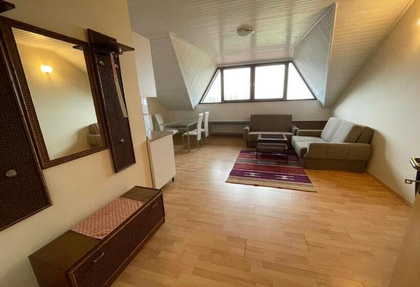 پانسیون Kegljišče Visole Apartmaji In Sobe