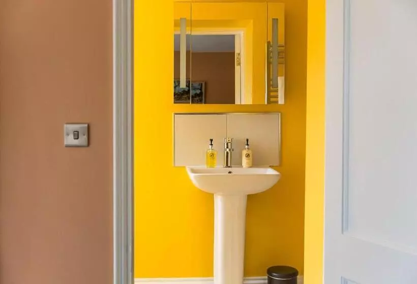 Aamiaismajoitus (B&B) Severnside Press Bnb